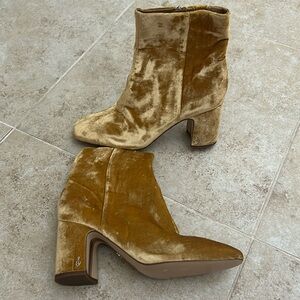 Brand new, Sam Eldman, gold felt bootie/heel.